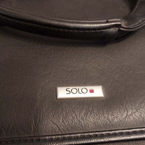 Solo Brief case Black VGC - Picture 2 of 7